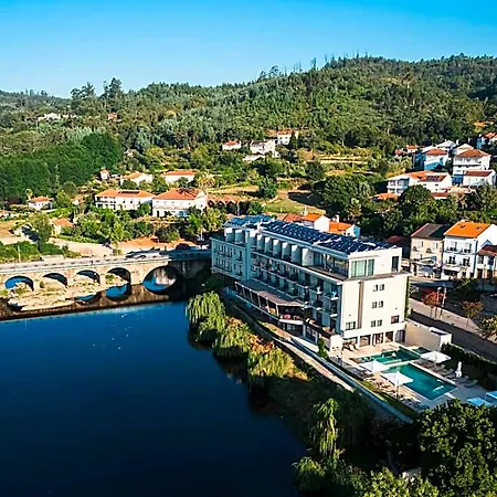 Vouga Ξενοδοχείο 4*